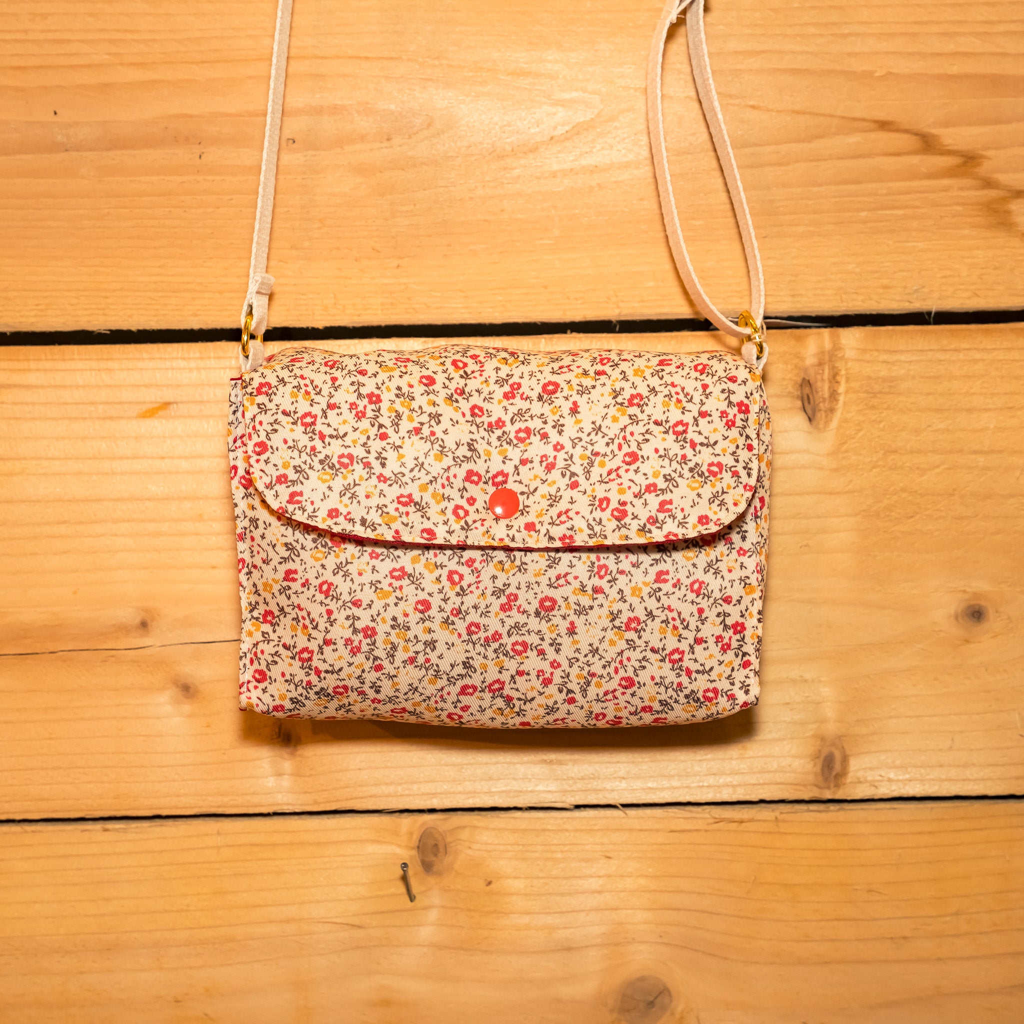 Sac bandoulière en Tissu Floral rouge