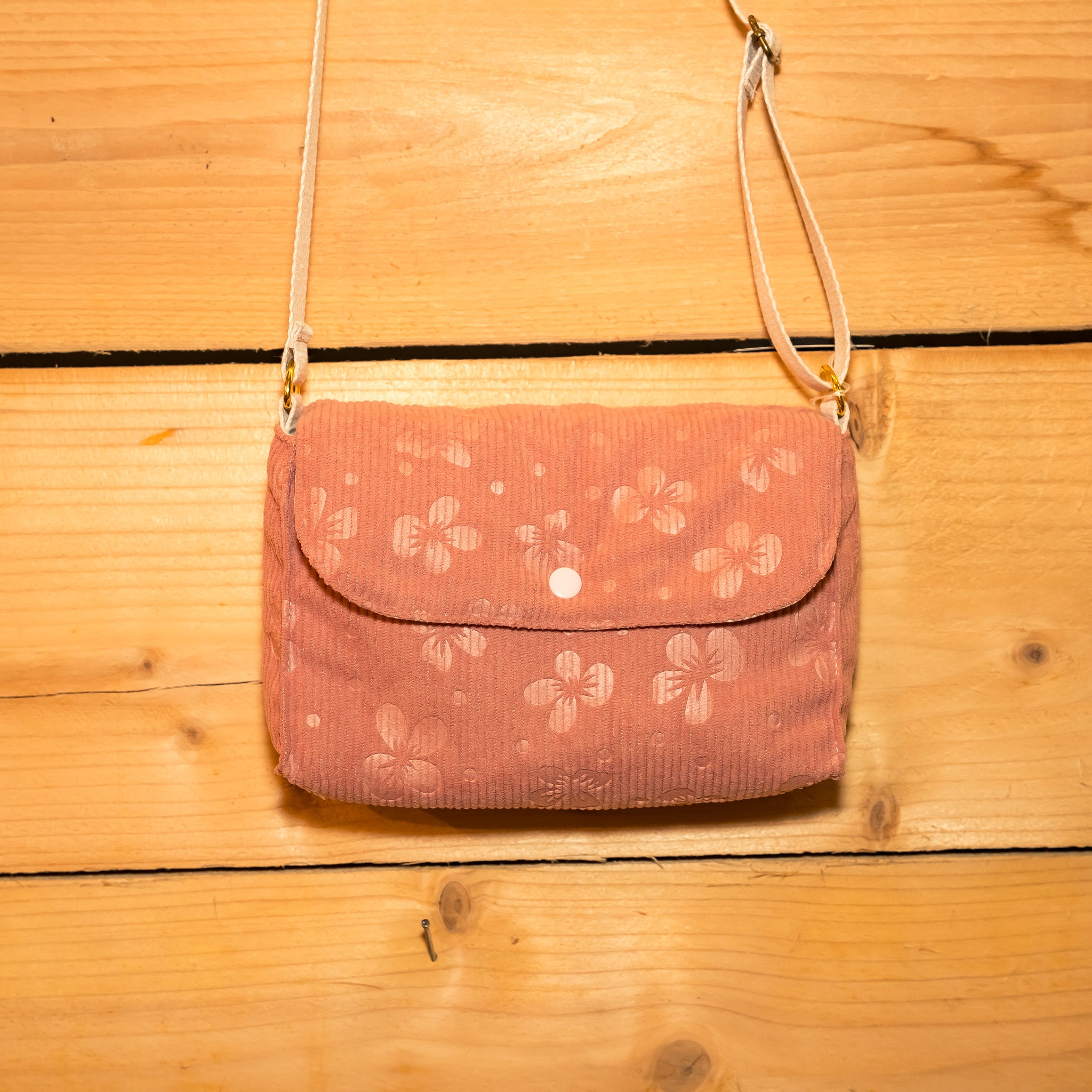 Sac bandoulière en Velours Rose motifs Fleurs