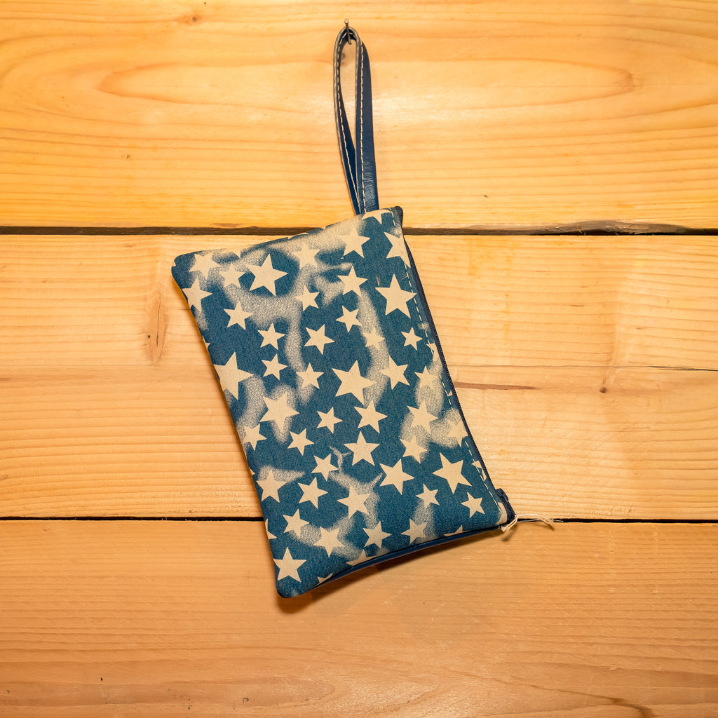 Pochette Plate Simili Bleu Marine / Tissu Etoiles