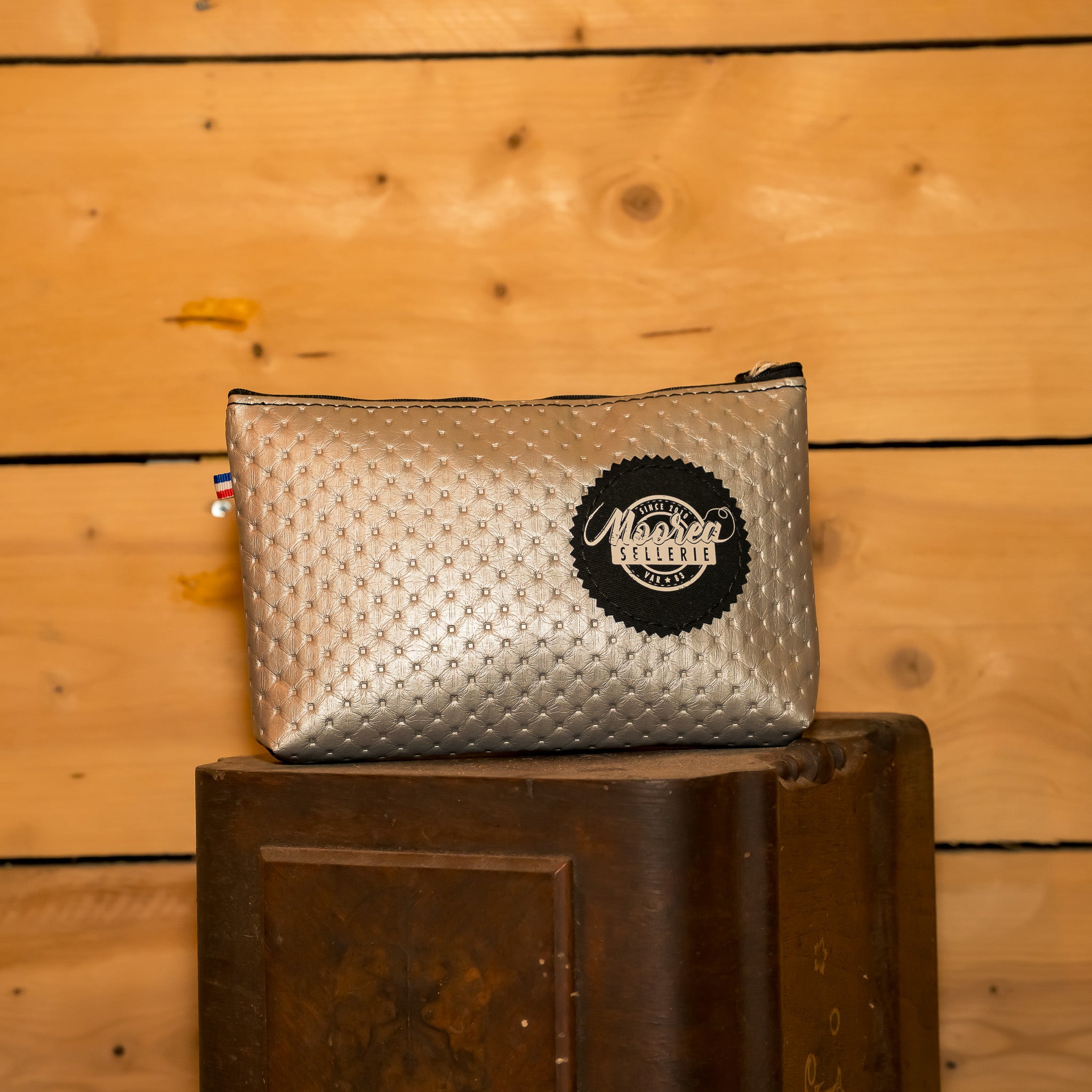 Trousse de toilette trapèze Femme - Capiton gris