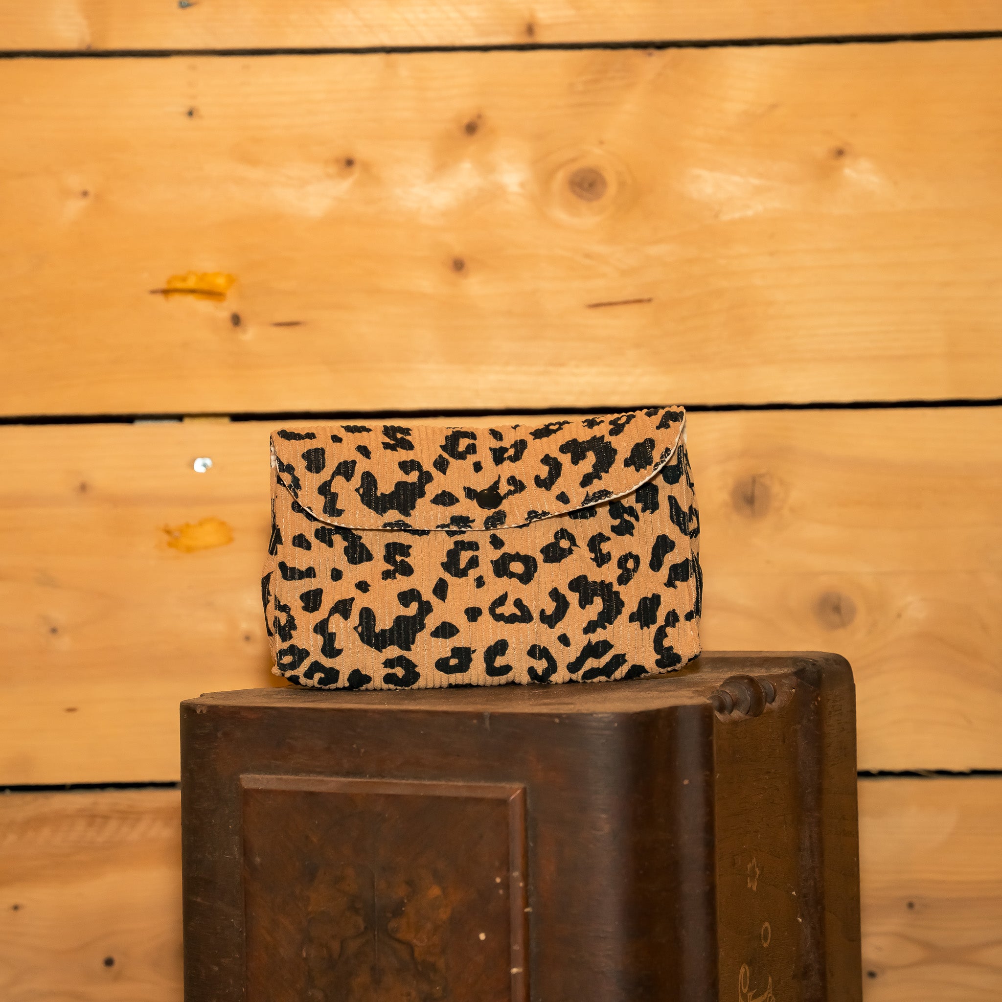 Pochette Portefeuille Velours Caramel Léopard