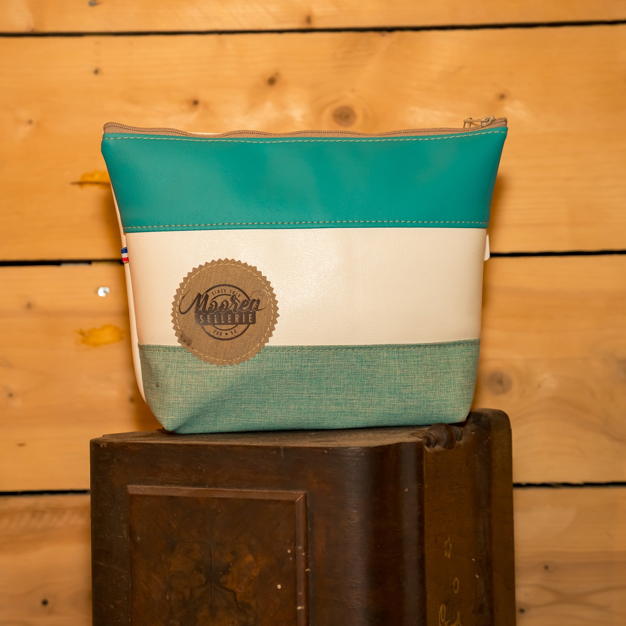 Trousse de toilette trapèze Femme - Turquoise et blanc