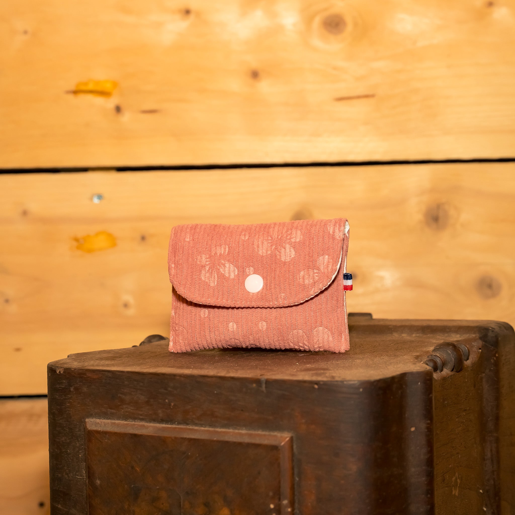 Porte Monnaie Velours Rose motifs Fleurs