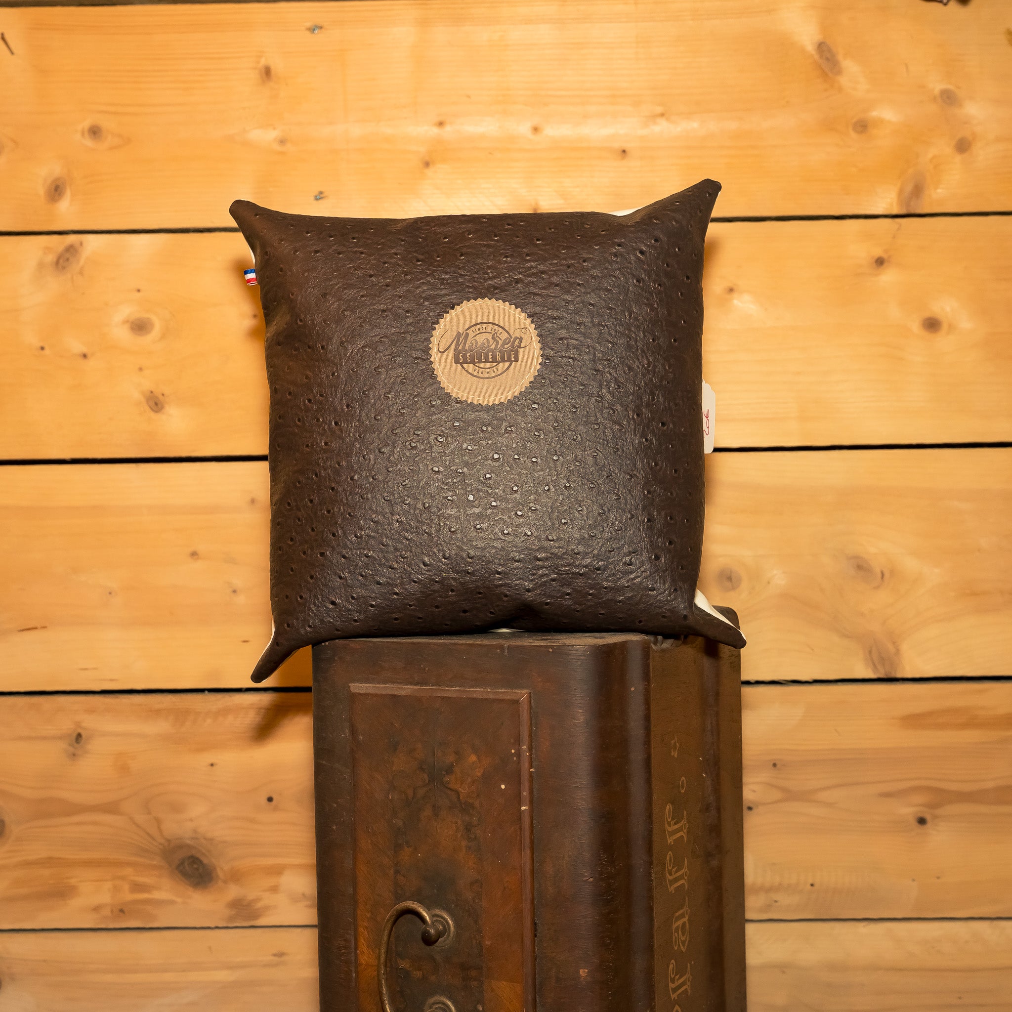 Coussin décoratif simili Autruche Marron