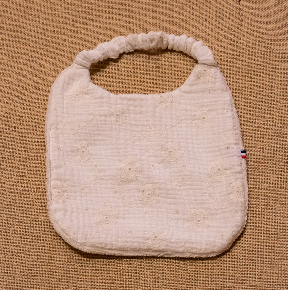 Bavoir Elastique Broderie Blanche