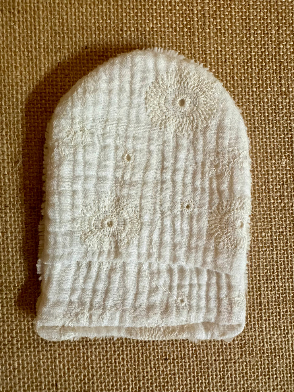 Gant de toilette en éponge bambou Broderie Blanche