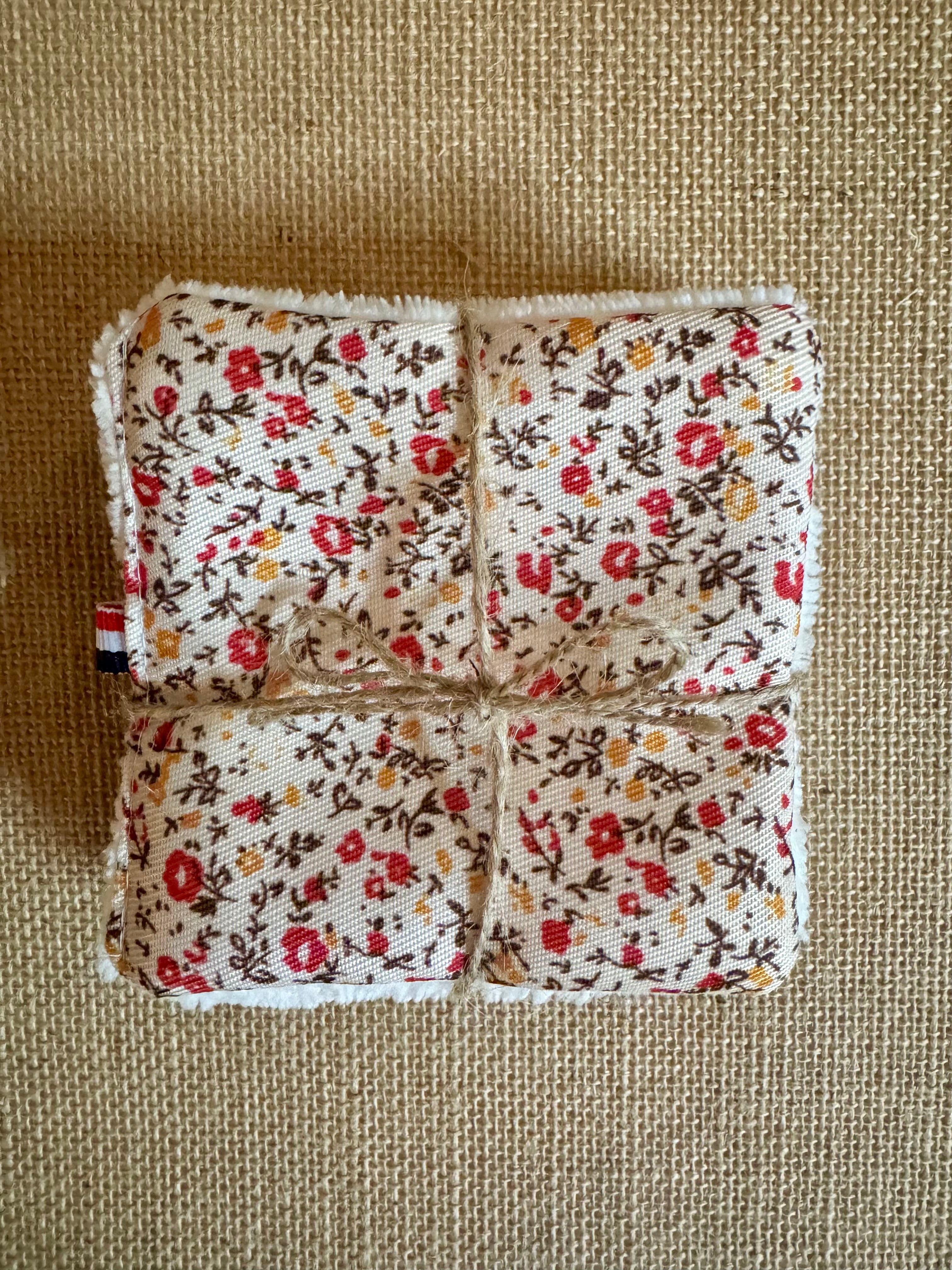 Cotons réutilisables en éponge bambou x4 Floral Rouge