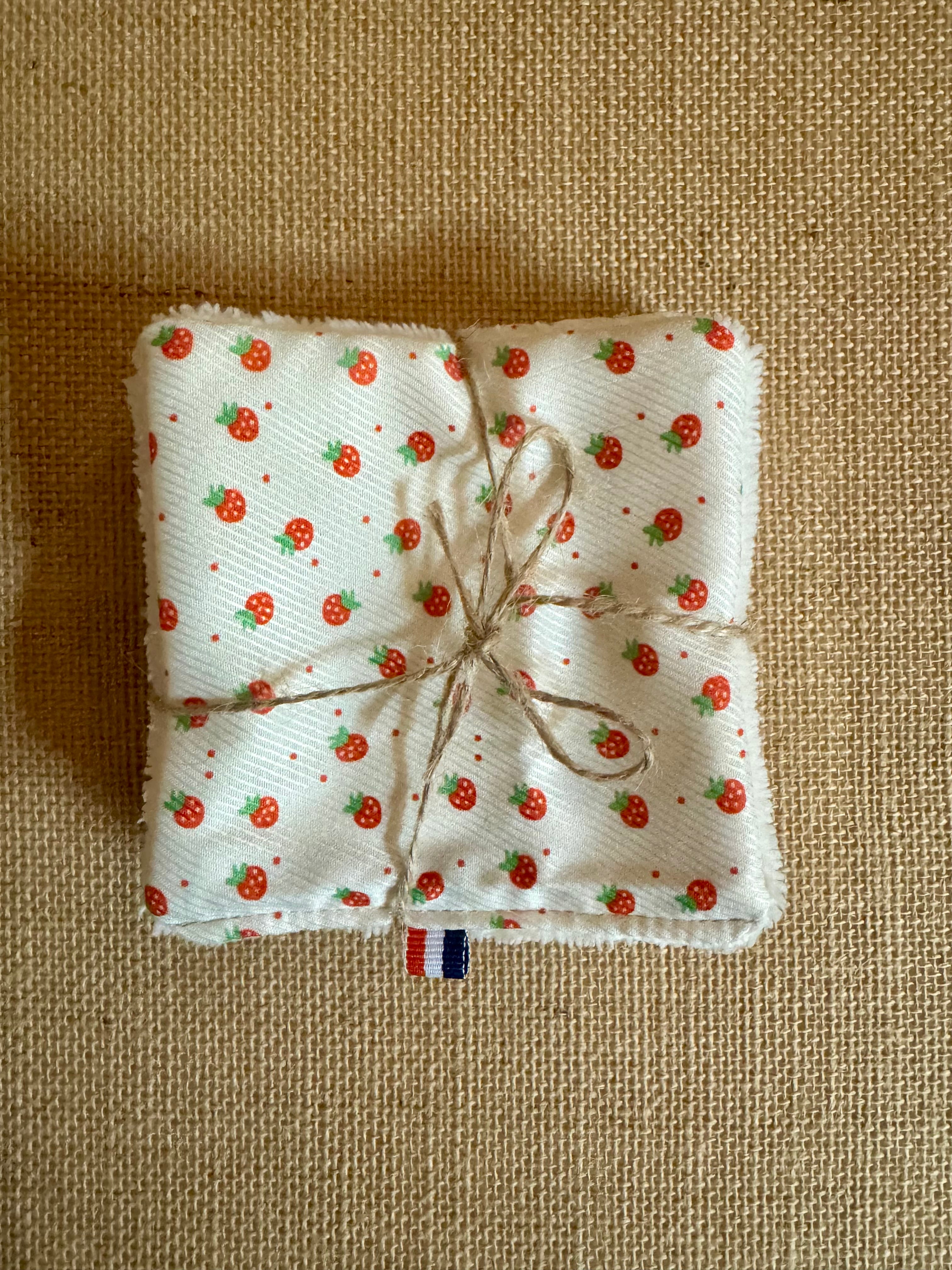 Cotons réutilisables en éponge bambou x4 Petites Fraises