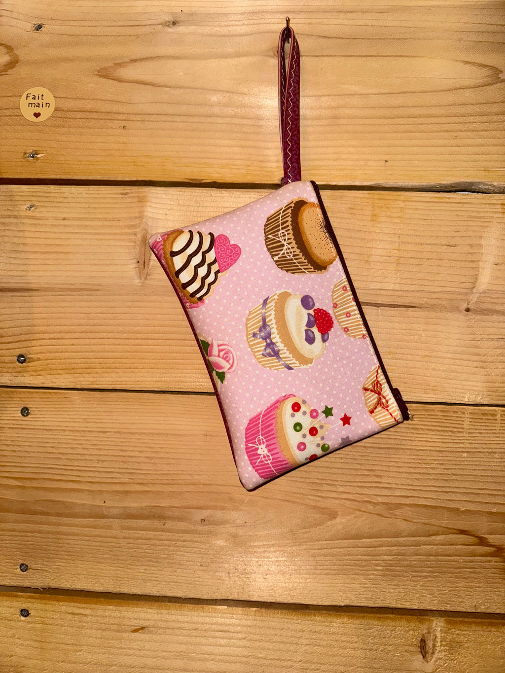 Pochette Plate Simili Fuschia / Tissu Cupcakes